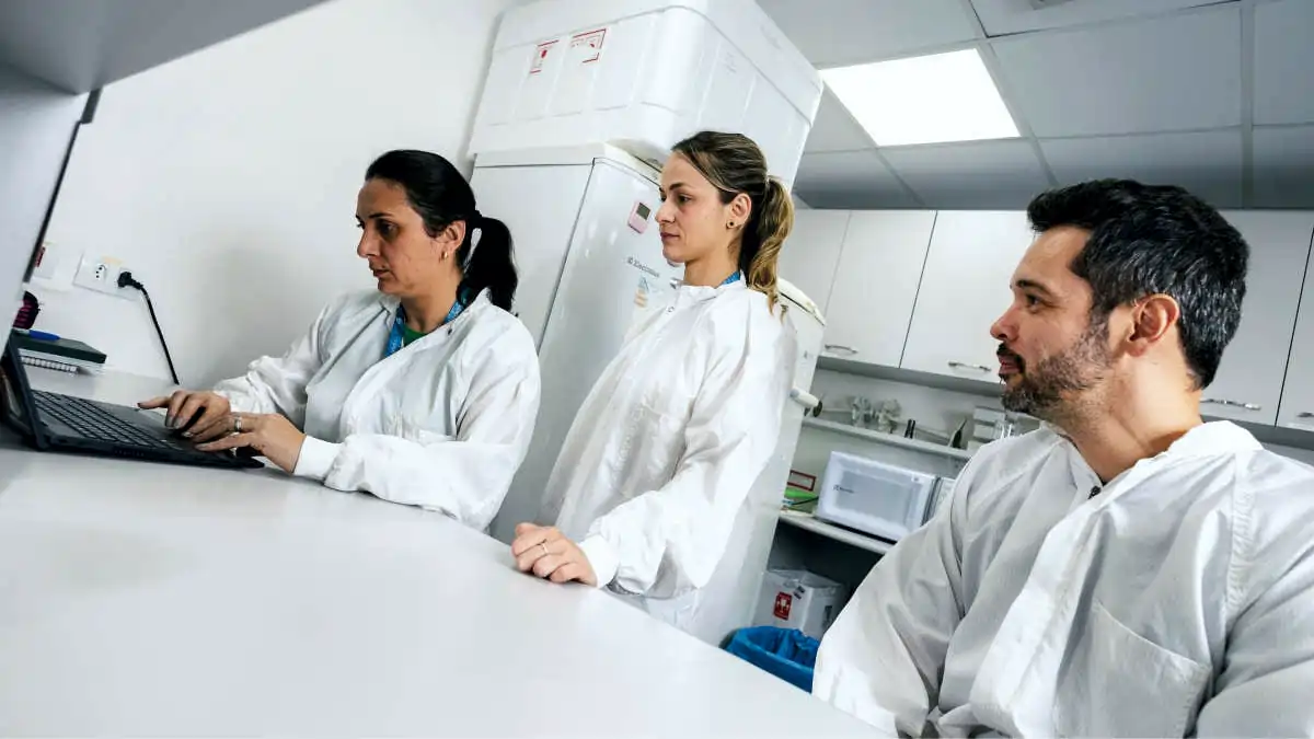 Professionisti IRG al lavoro